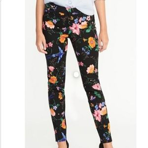 Beautiful black jeans with floral/nature print